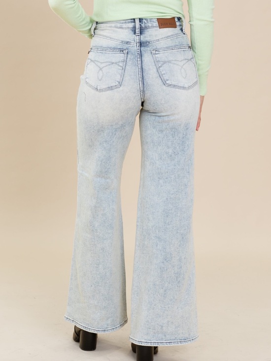 Judy Blue Light Wash Wide Leg Jeans Size 5 - Picture 4 of 8